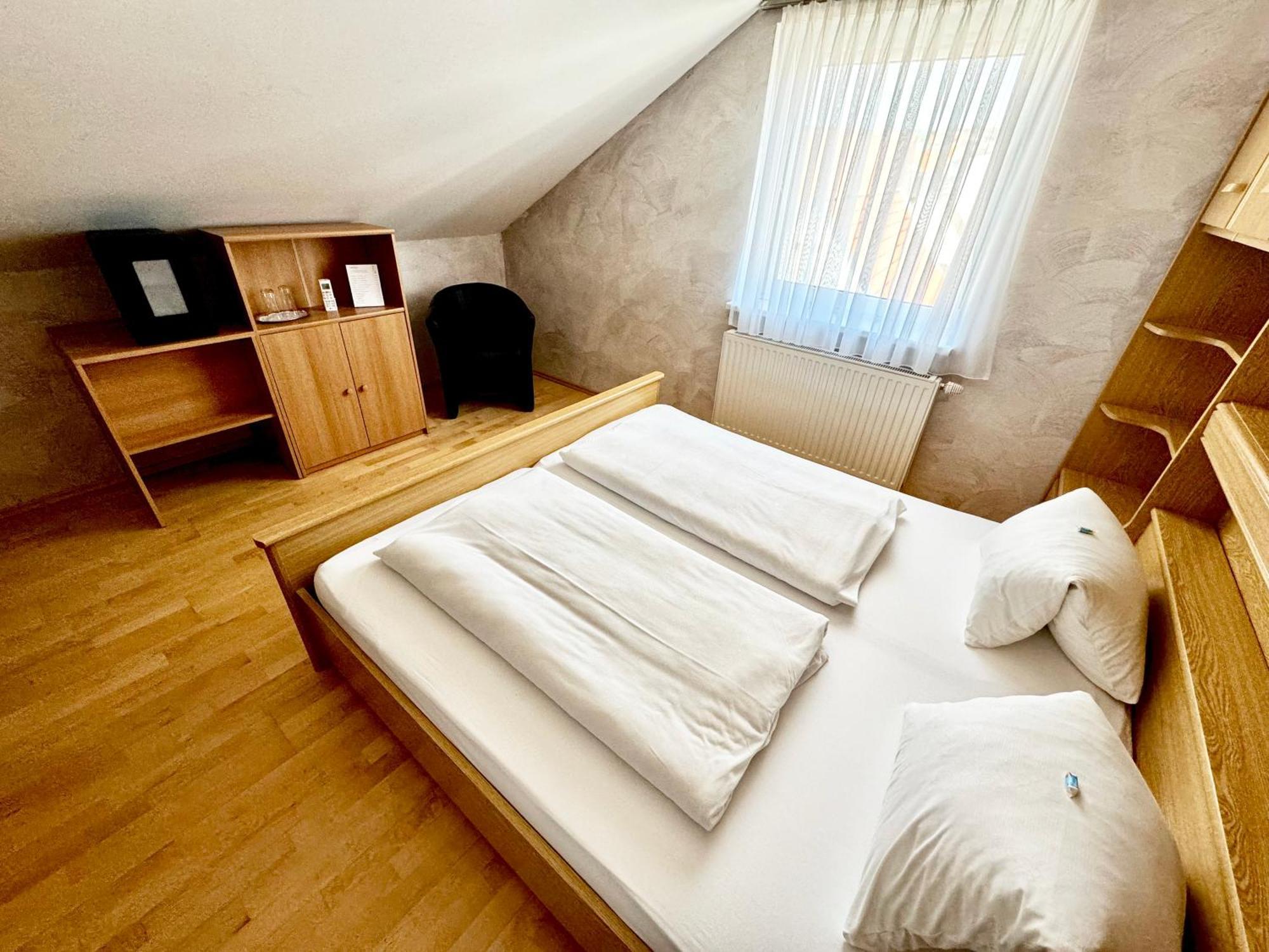 Pension Seeblick Fertőmeggyes Szoba fotó
